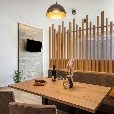 Paflur Bergtraum Apartment